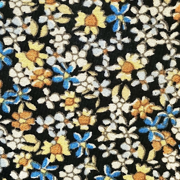 Adrianna Papell Floral Top - Picture 7 of 10